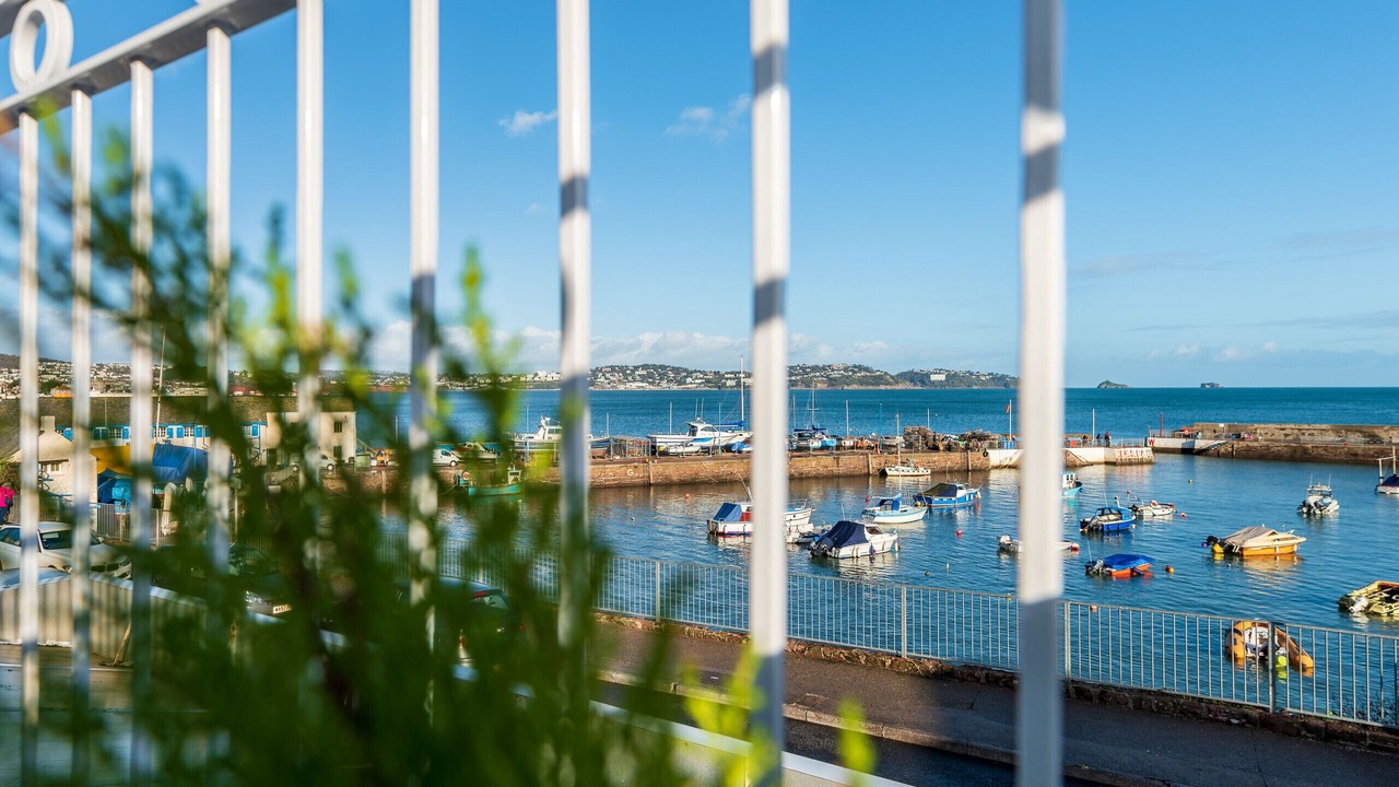 Photo of Outdoor in Roundham