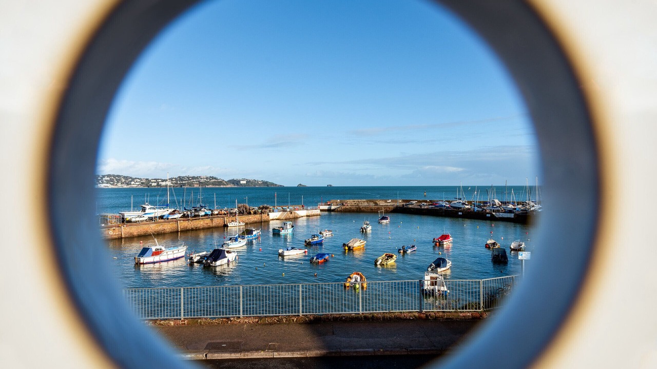 Photo of Others in Roundham