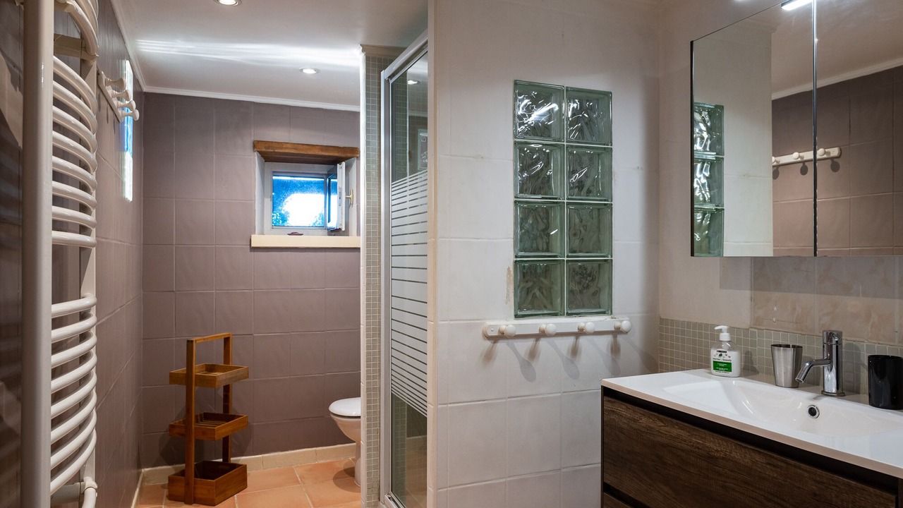 Photo of Bathroom in Saint-Laurent-la-Vallee