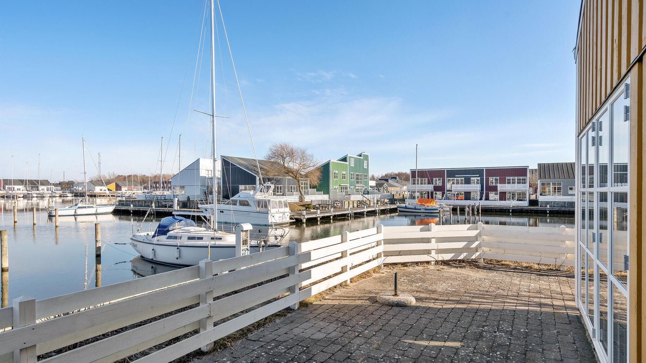 Photo of Others in Øer Strand
