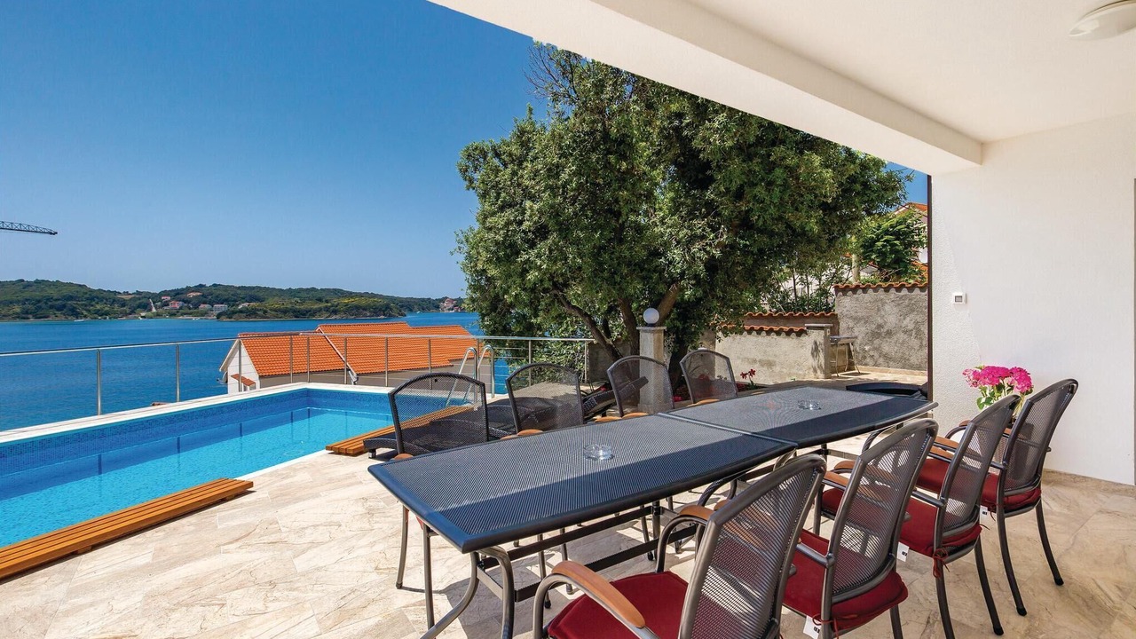 Photo of Outdoor in Supetarska Draga