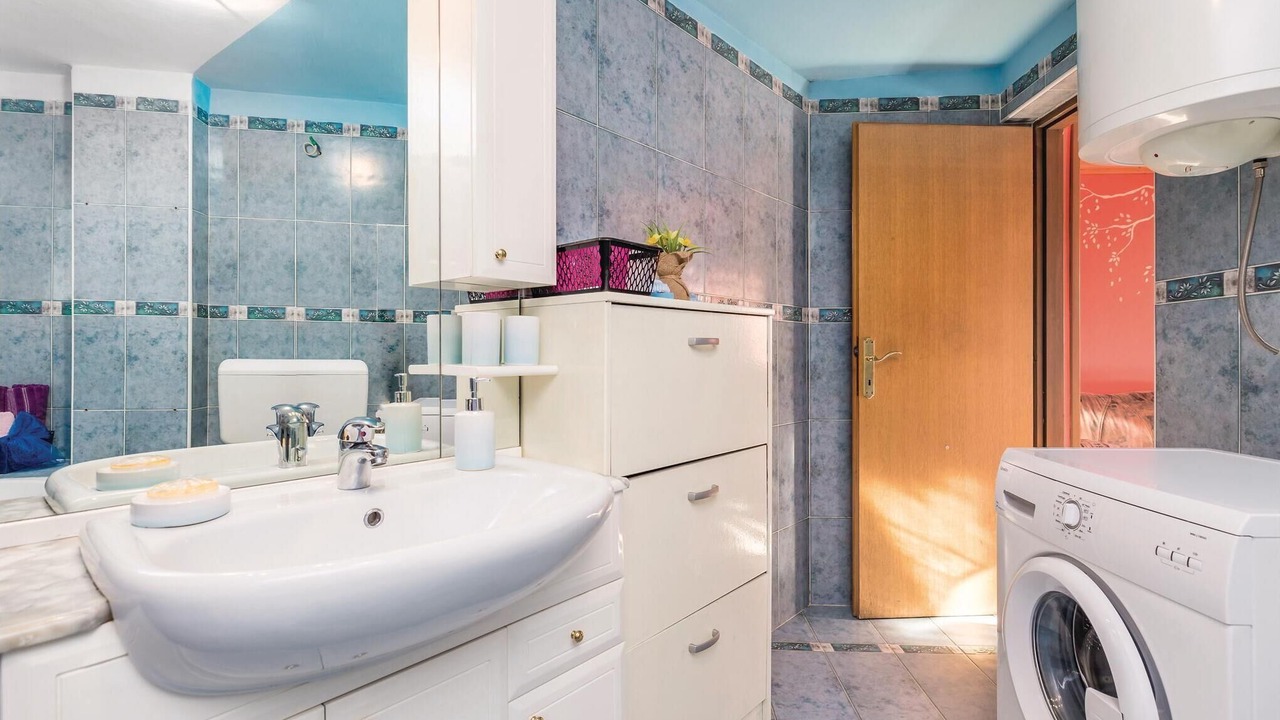 Photo of Bathroom in Opric