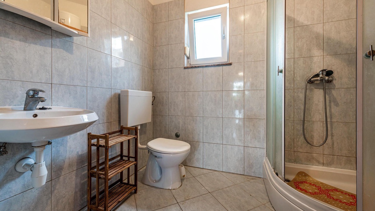 Photo of Bathroom in Vir