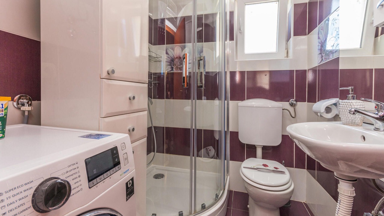 Photo of Bathroom in Pristeg