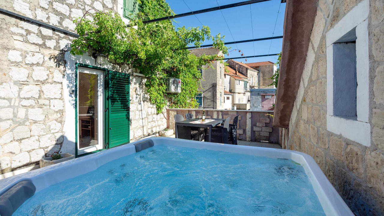 Photo of Outdoor in Sinj
