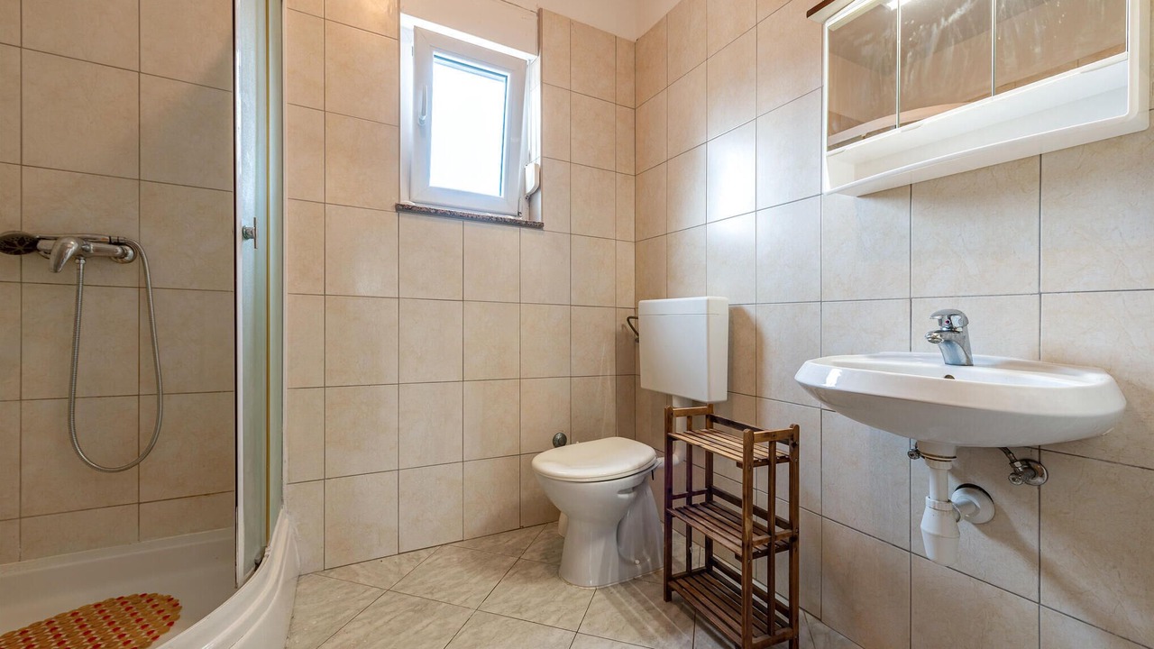 Photo of Bathroom in Vir