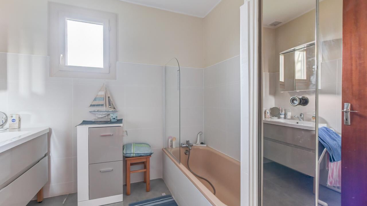 Photo of Bathroom in Nailloux