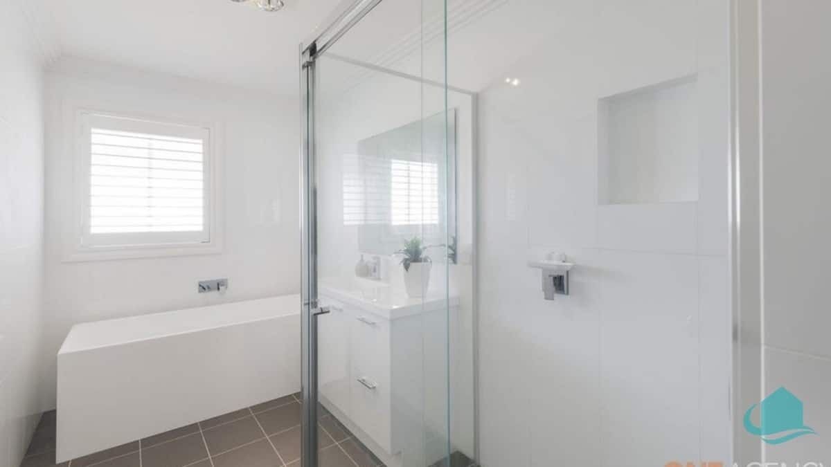 Photo of Bathroom in Caves Beach