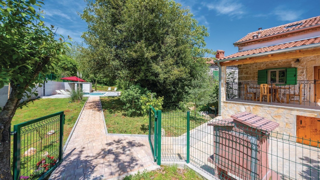 Photo of Outdoor in Marceljani