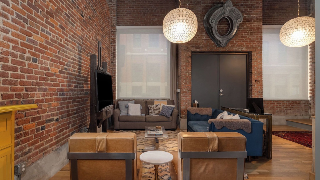 Photo of Livingroom in Downtown Nashville