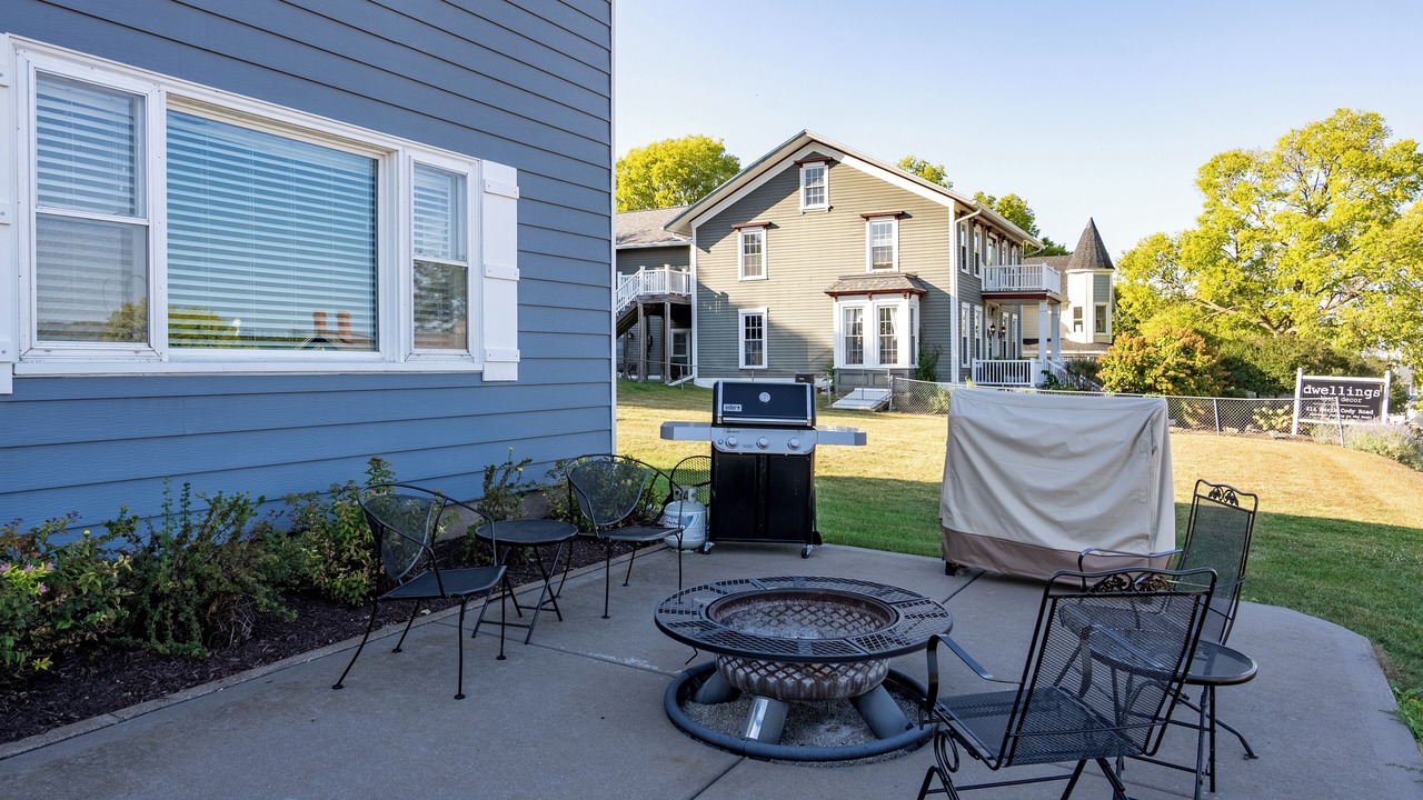 Photo of Patio Balcony in Le Claire