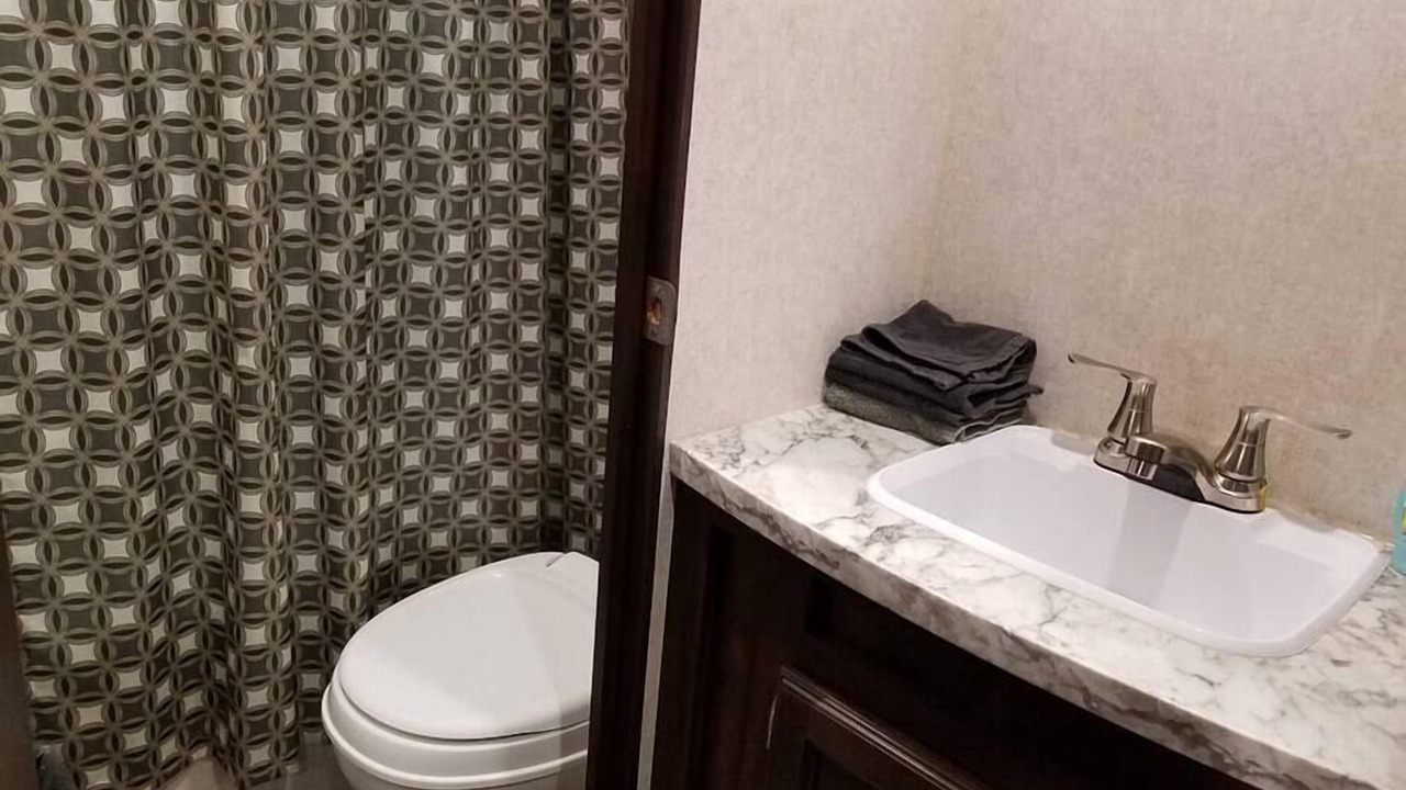 Photo of Bathroom in Helmsburg