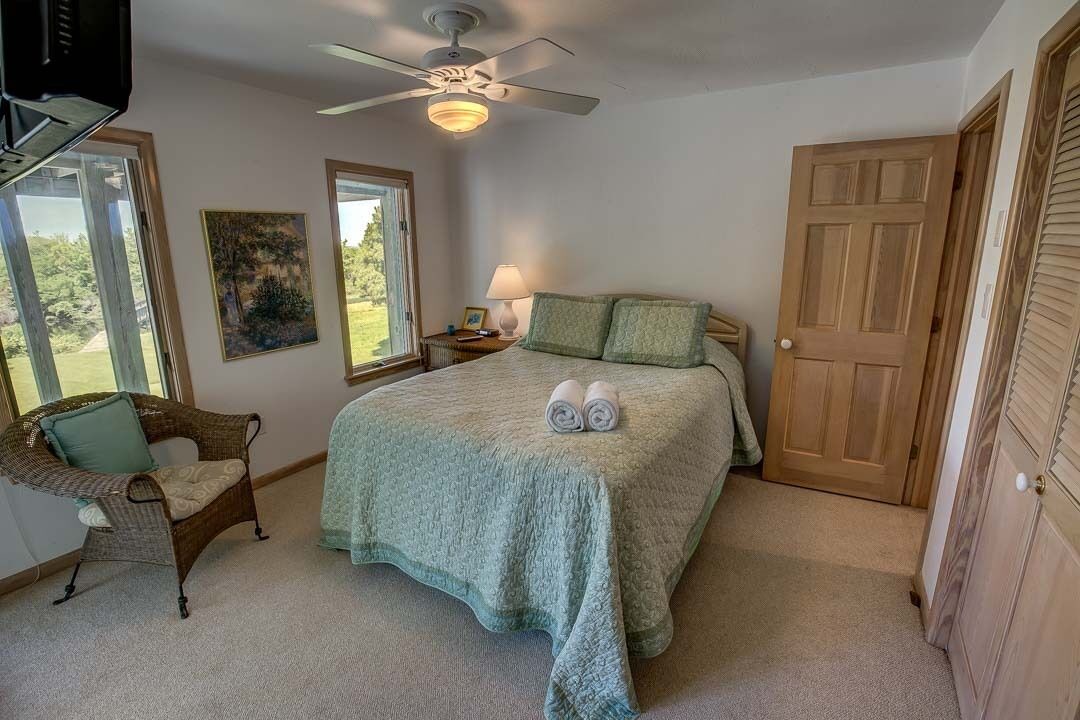 Photo of Bathroom in Monteray Shores