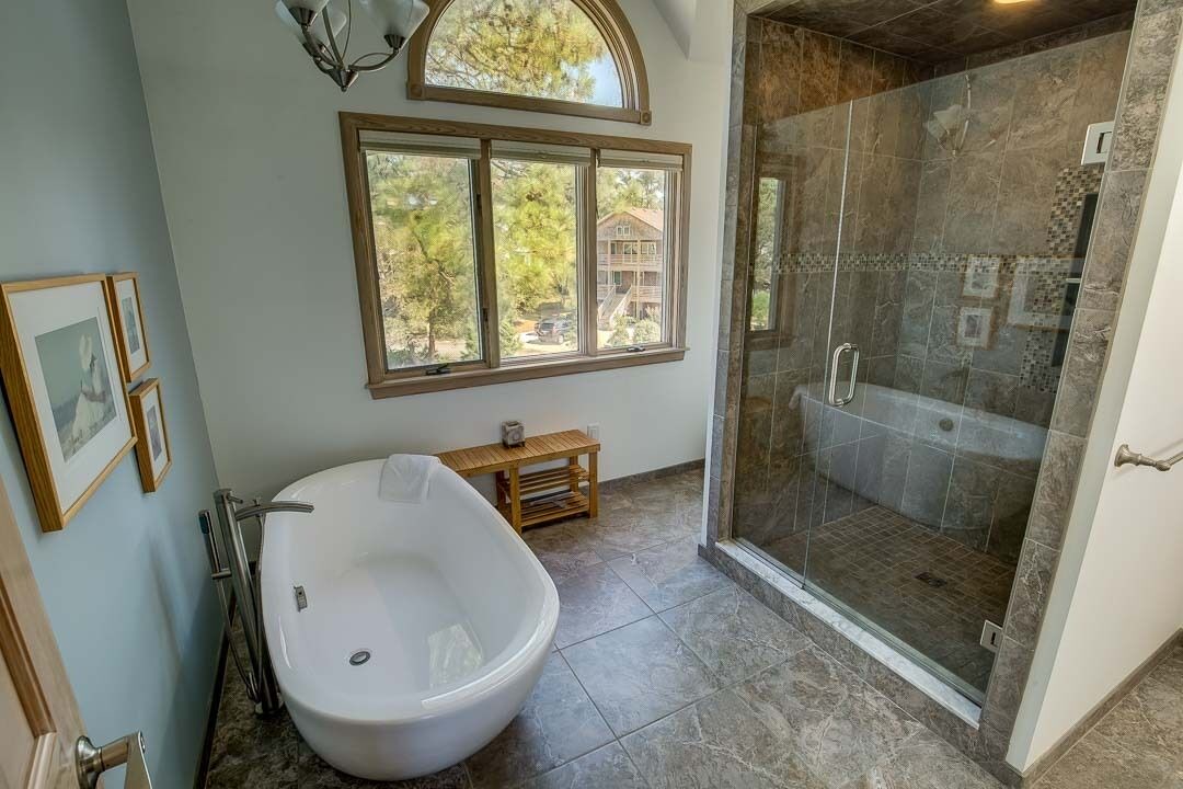 Photo of Bathroom in Monteray Shores