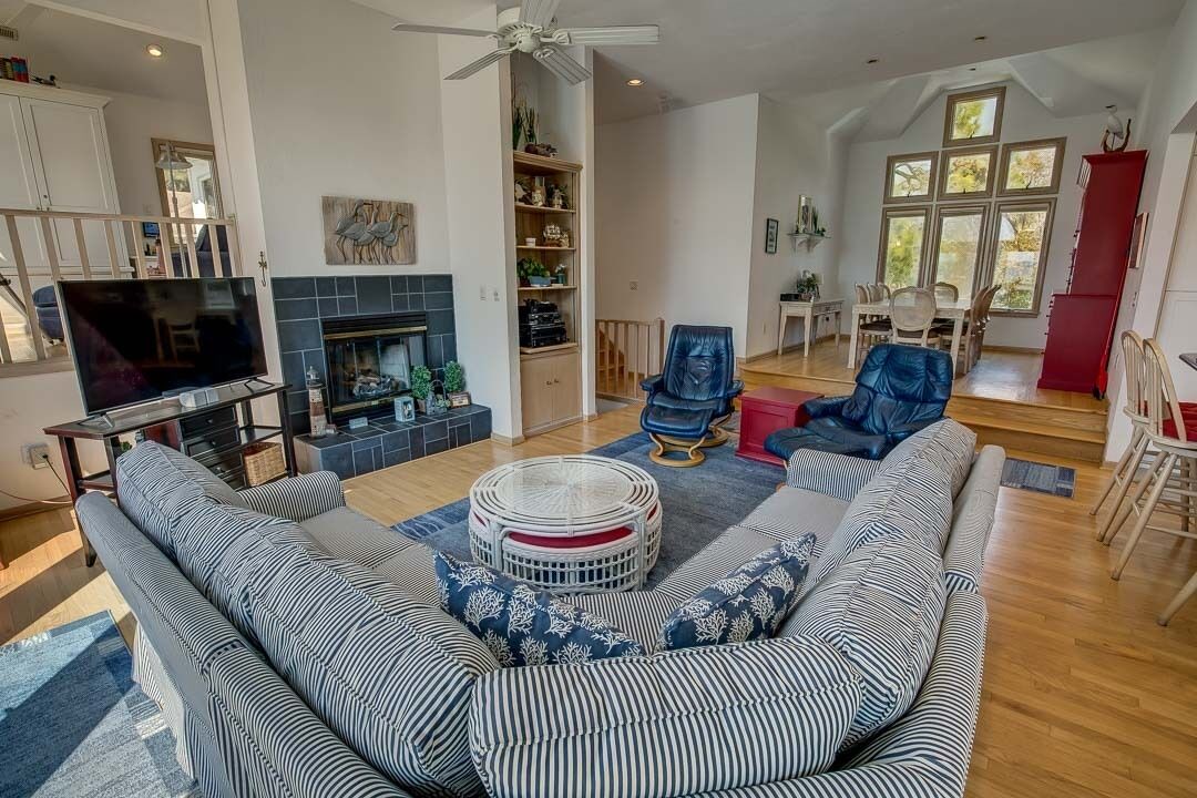 Photo of Bedroom in Monteray Shores