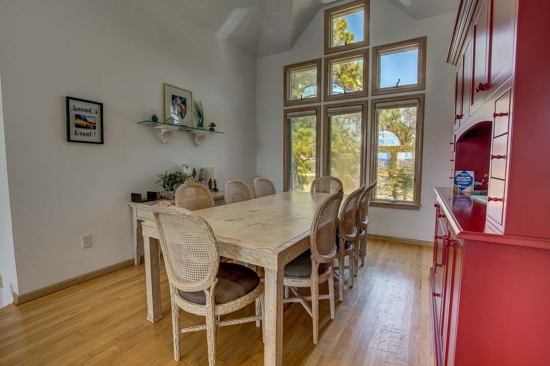 Photo of Bedroom in Monteray Shores