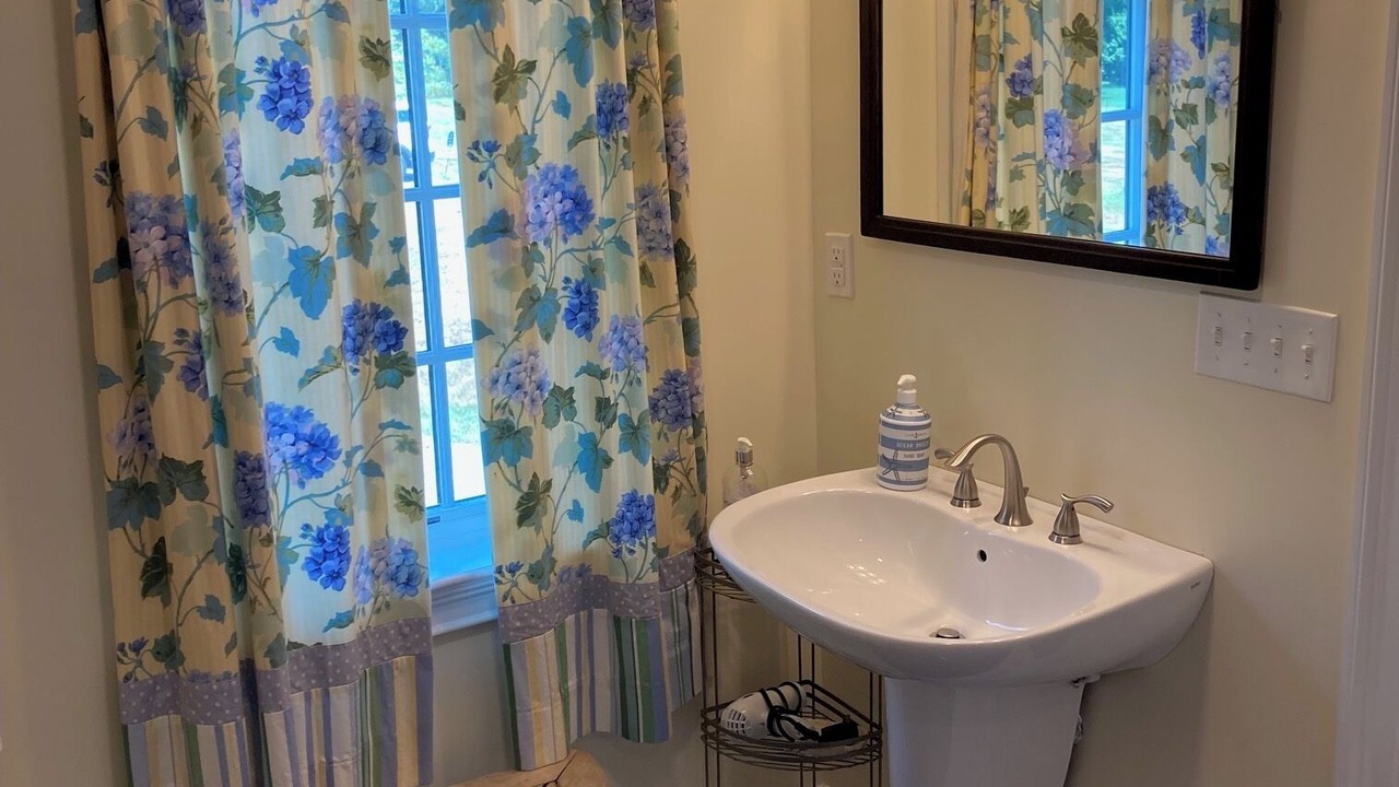 Photo of Bathroom in Kittery Point