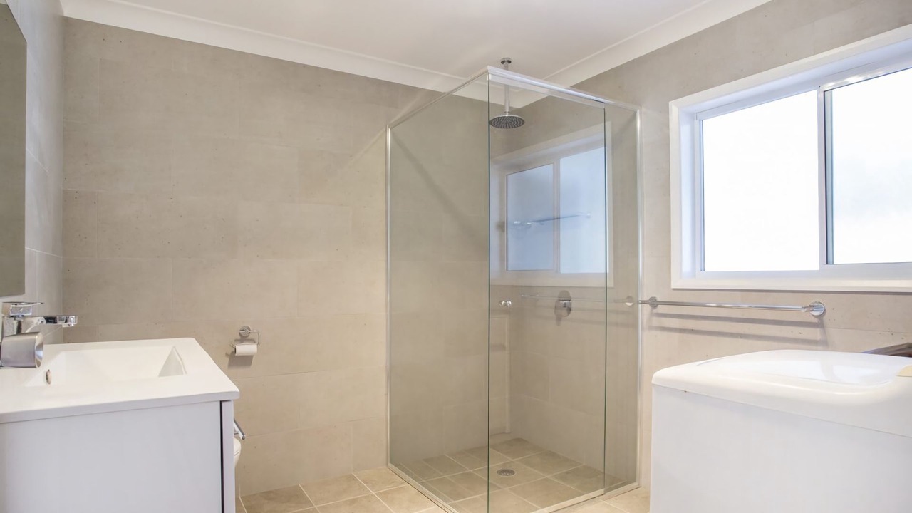 Photo of Bathroom in Lake Tabourie