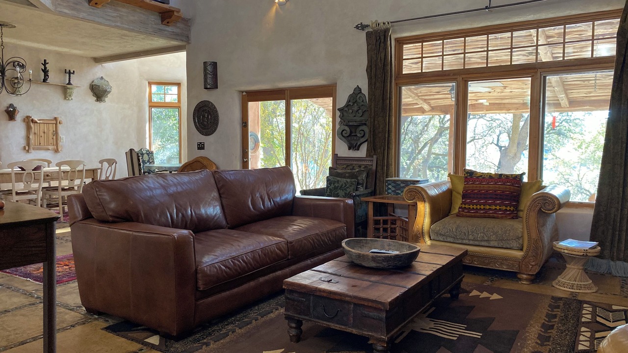 Photo of Livingroom in Mouth Of Pedernales