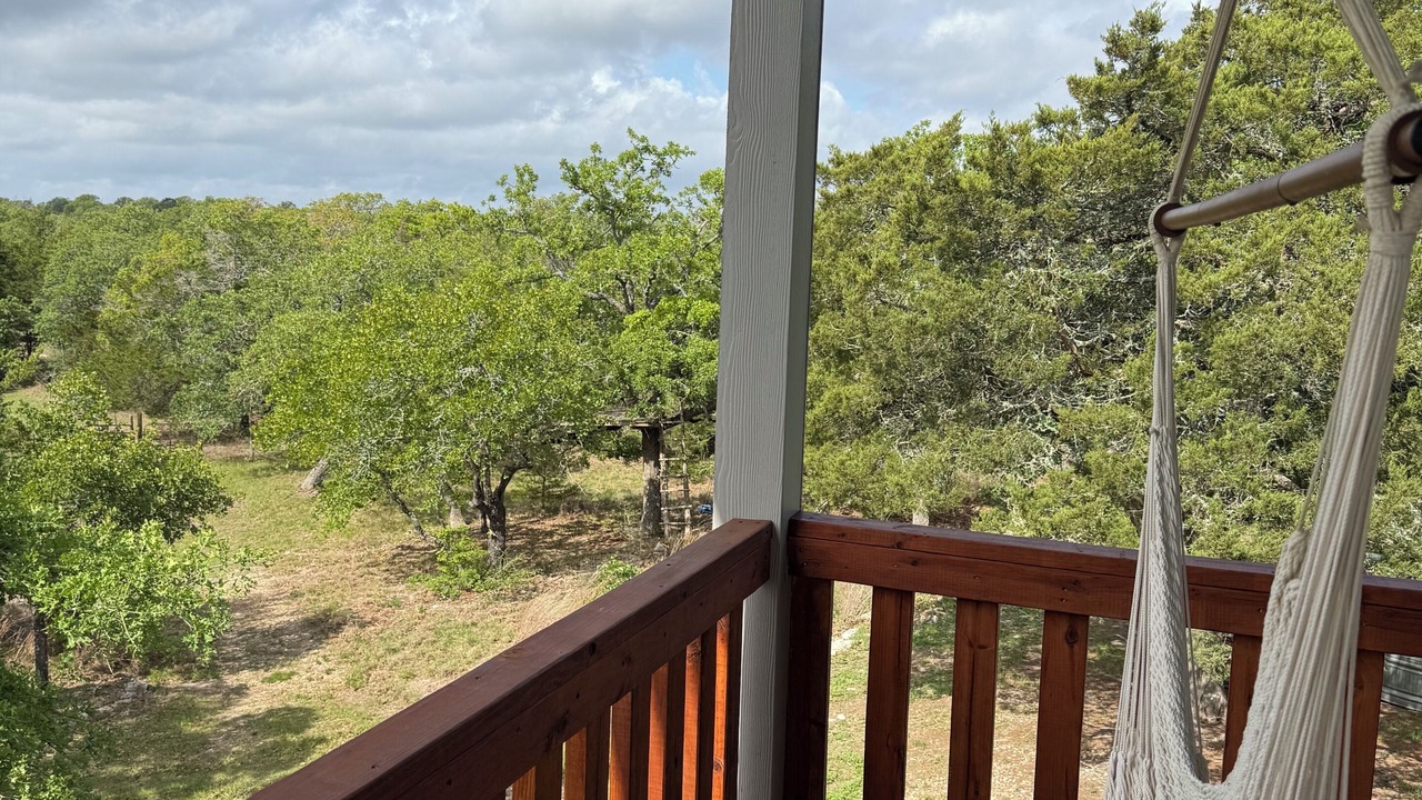 Photo of Patio Balcony in Carmine