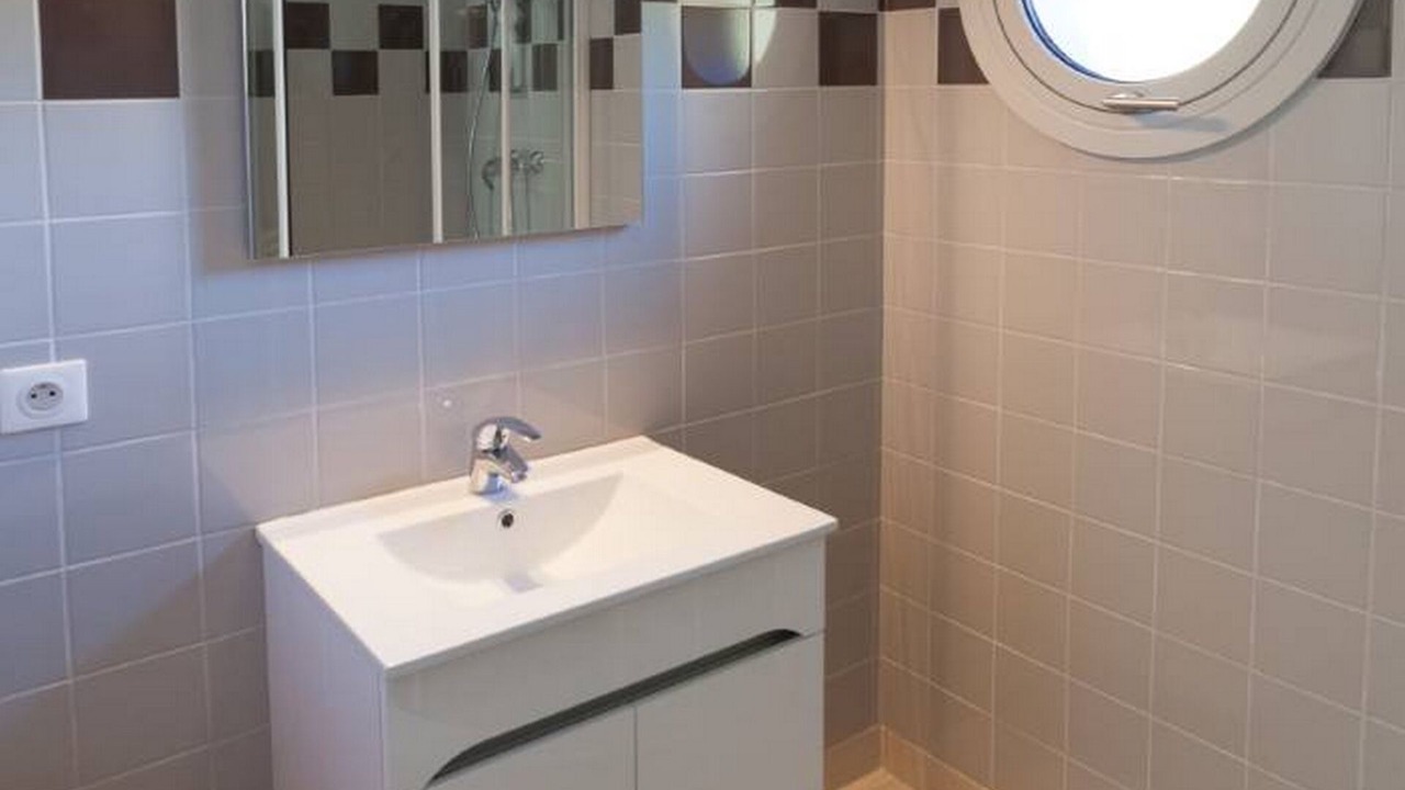 Photo of Bathroom in Menet