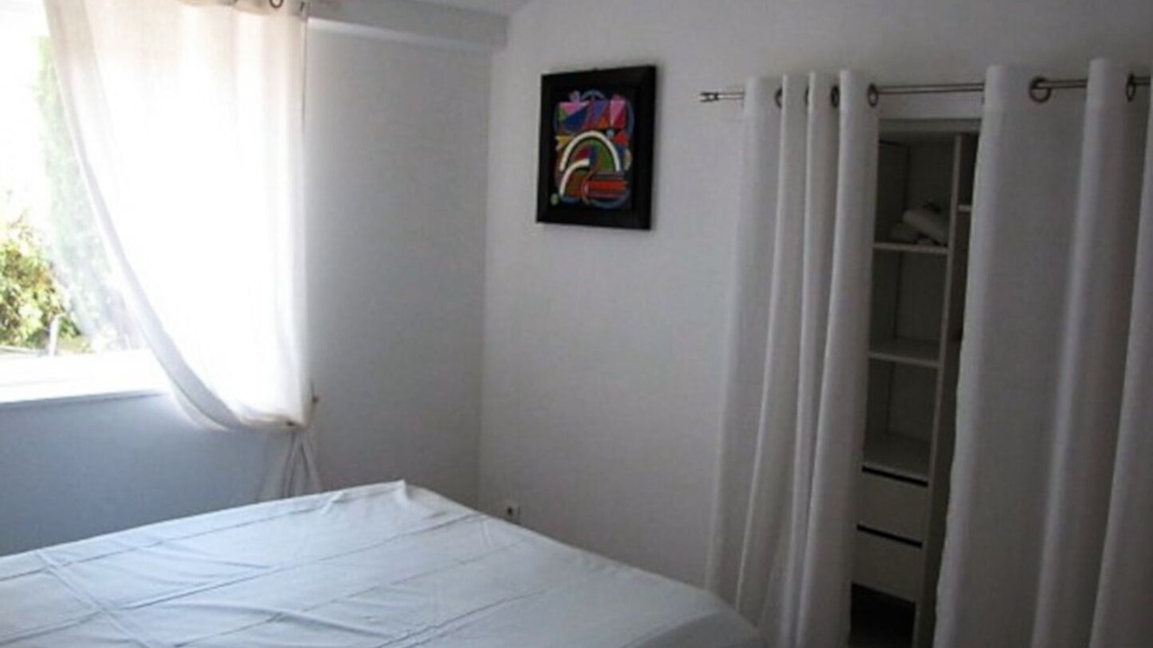 Photo of Bedroom in Saint-Andre-d'Olerargues
