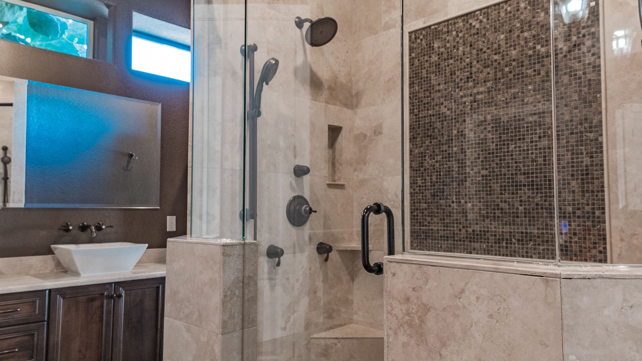 Photo of Bathroom in Montview Harbor