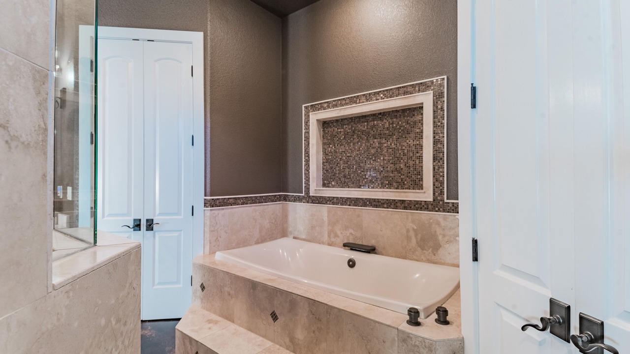Photo of Bathroom in Montview Harbor