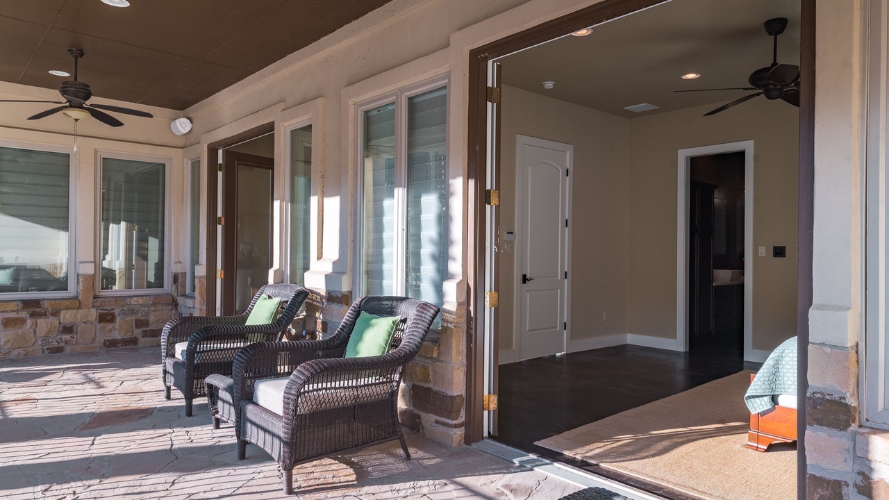 Photo of Patio Balcony in Montview Harbor