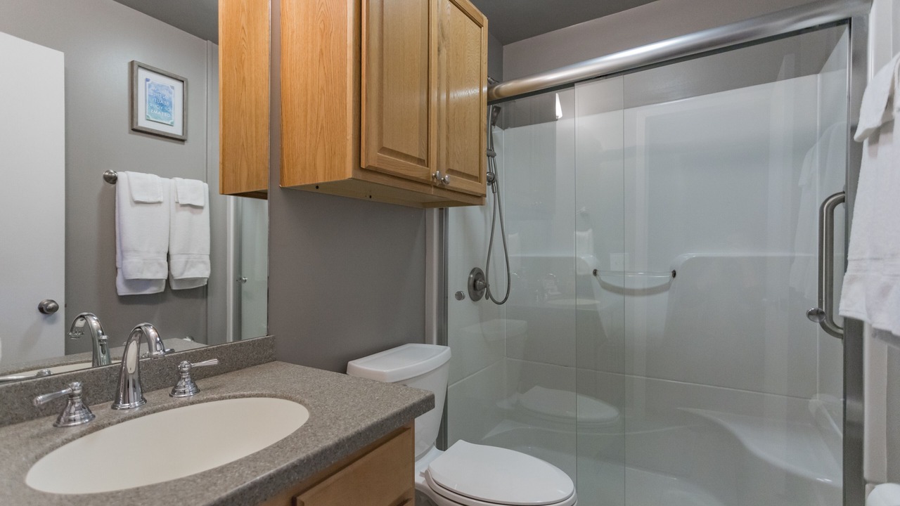 Photo of Bathroom in North Capitol