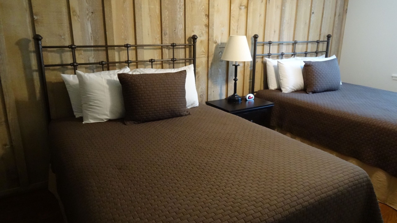 Photo of Bedroom in Center
