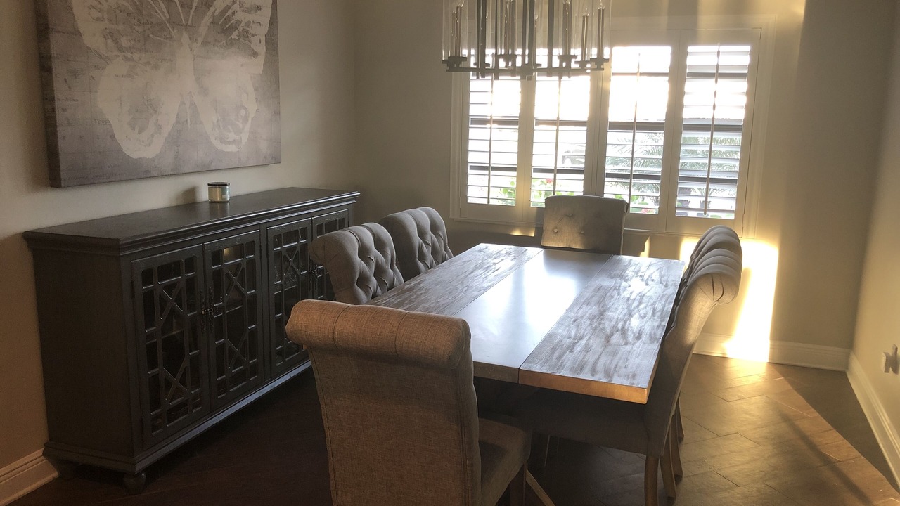 Photo of Livingroom in Bay Port Colony