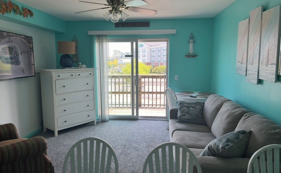 Photo of Livingroom in North Ocean City