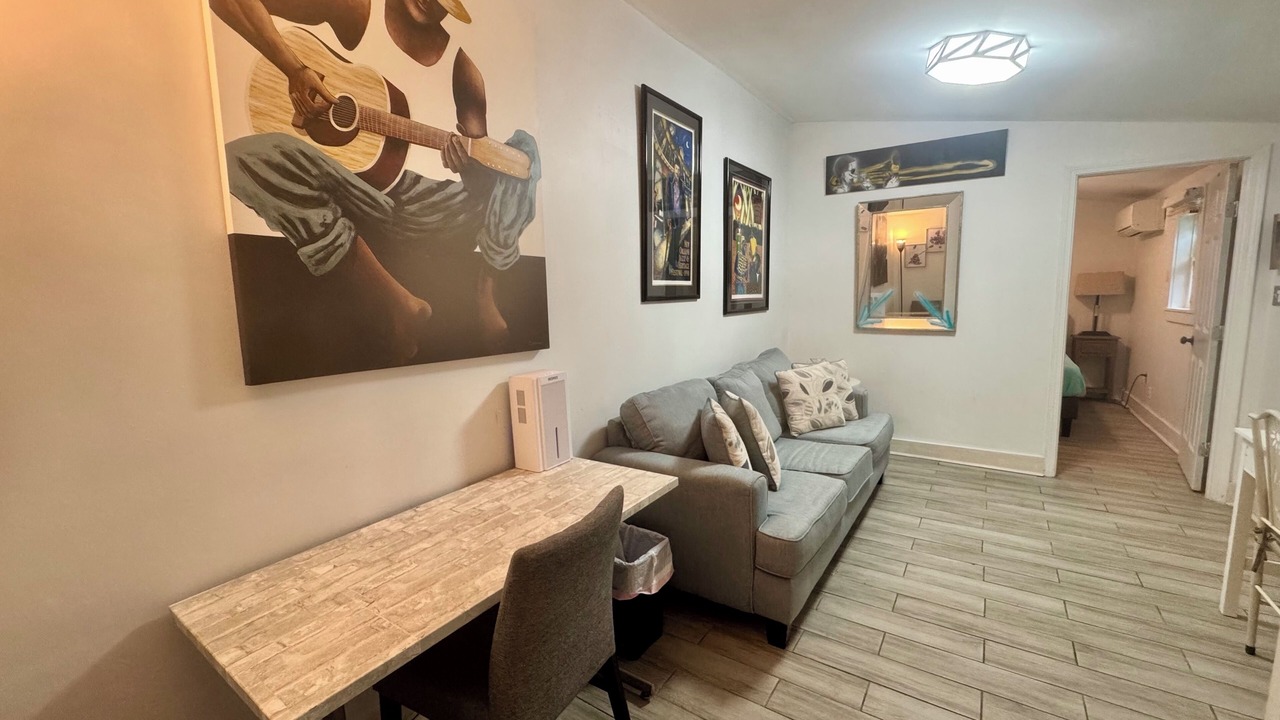Photo of Livingroom in Faubourg Delachaise