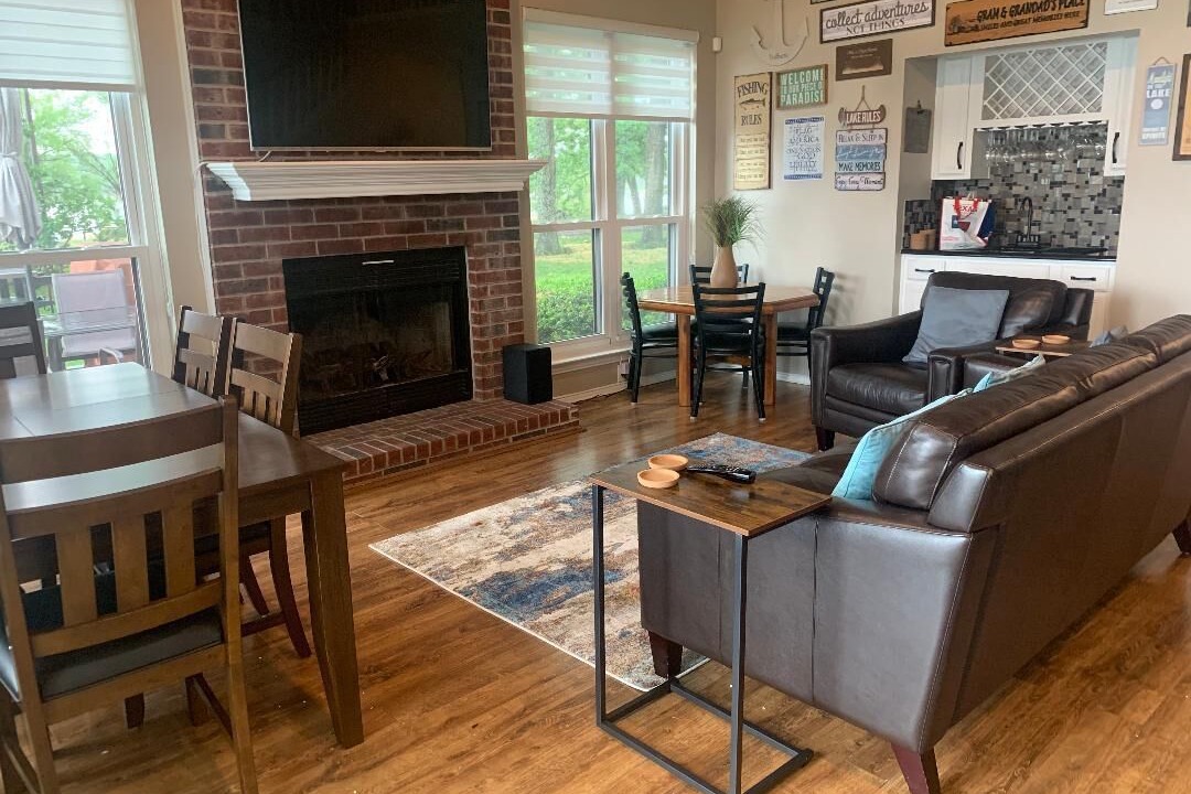 Photo of Livingroom in Log Cabin