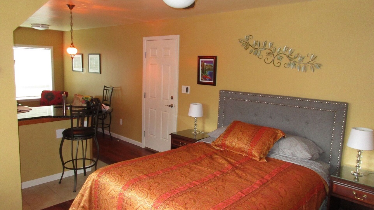 Photo of Bedroom in Lakewood