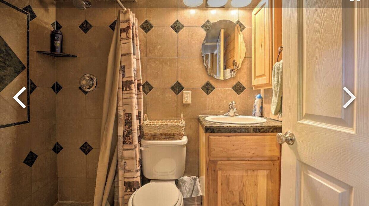 Photo of Bathroom in Grand Lake