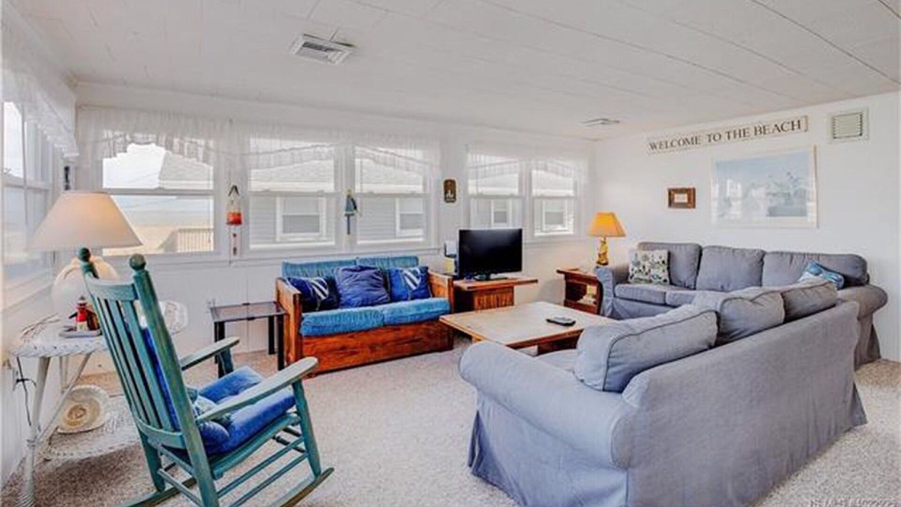 Photo of Livingroom in Beach Haven Terrace