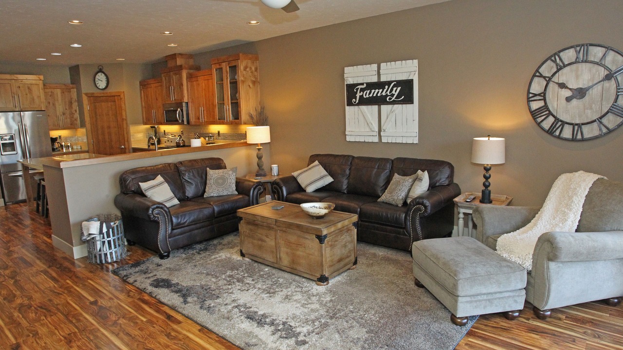 Photo of Livingroom in Southern Crossing