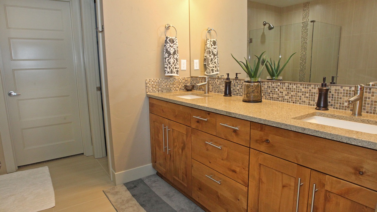 Photo of Bathroom in Southern Crossing