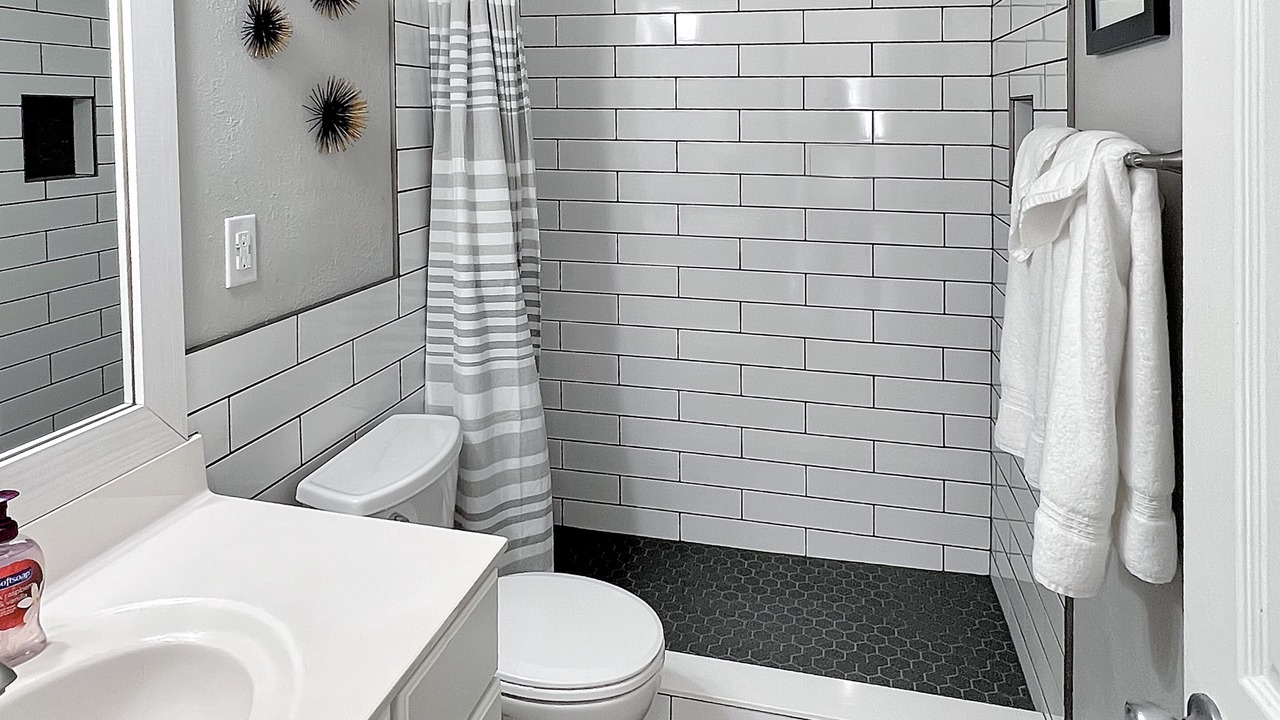 Photo of Bathroom in Lake Ozark