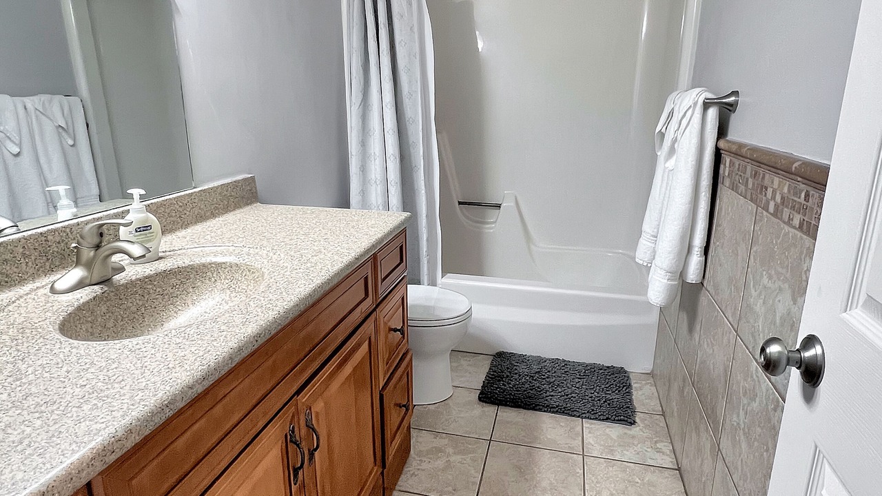 Photo of Bathroom in Lake Ozark