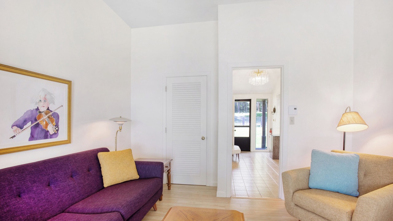 Photo of Livingroom in Tenants Harbor