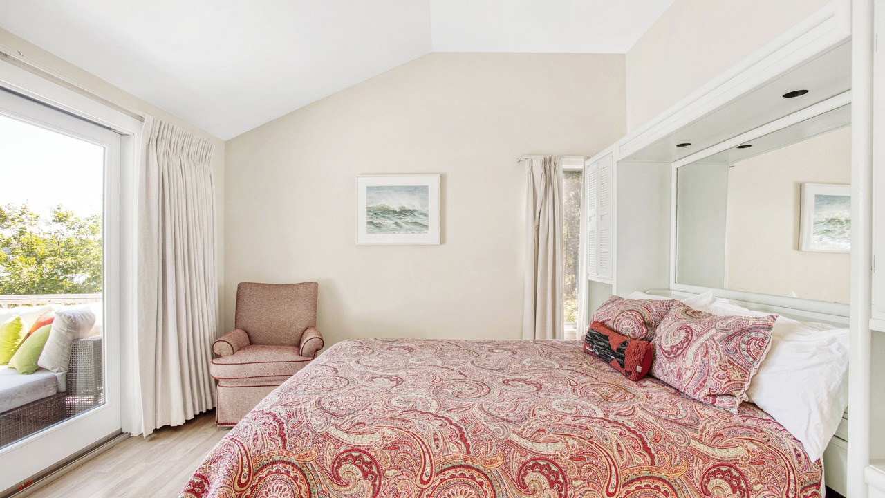 Photo of Bedroom in Tenants Harbor