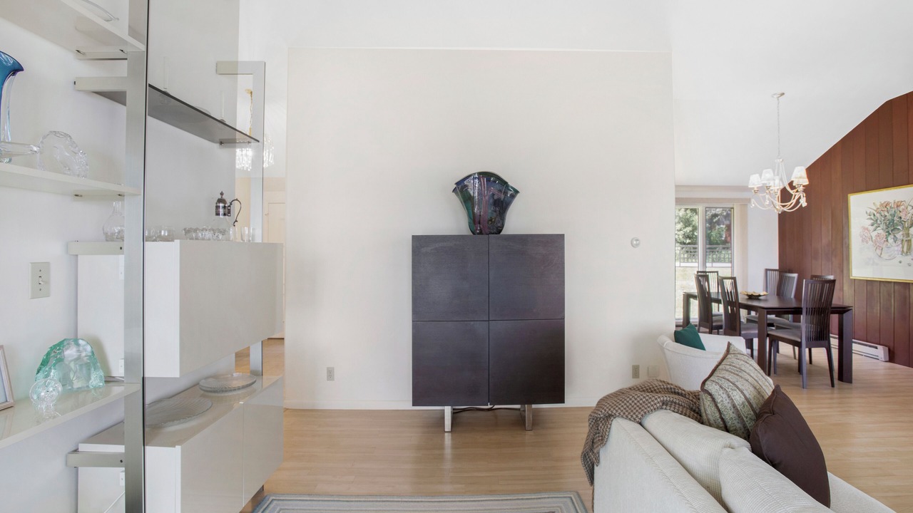 Photo of Livingroom in Tenants Harbor