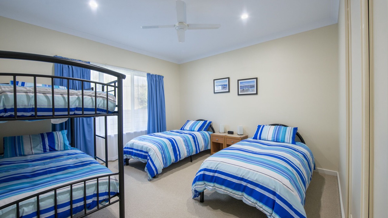 Photo of Others in Emu Bay