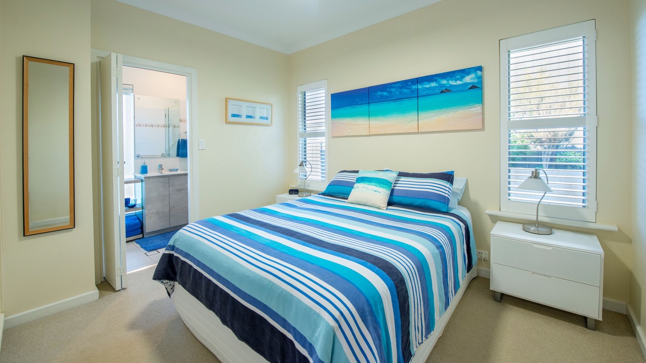 Photo of Others in Emu Bay