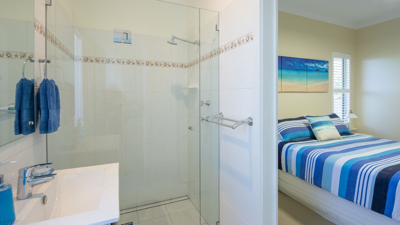 Photo of Others in Emu Bay