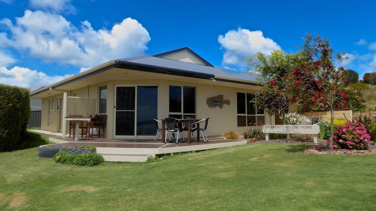 Photo of Outdoor in Emu Bay