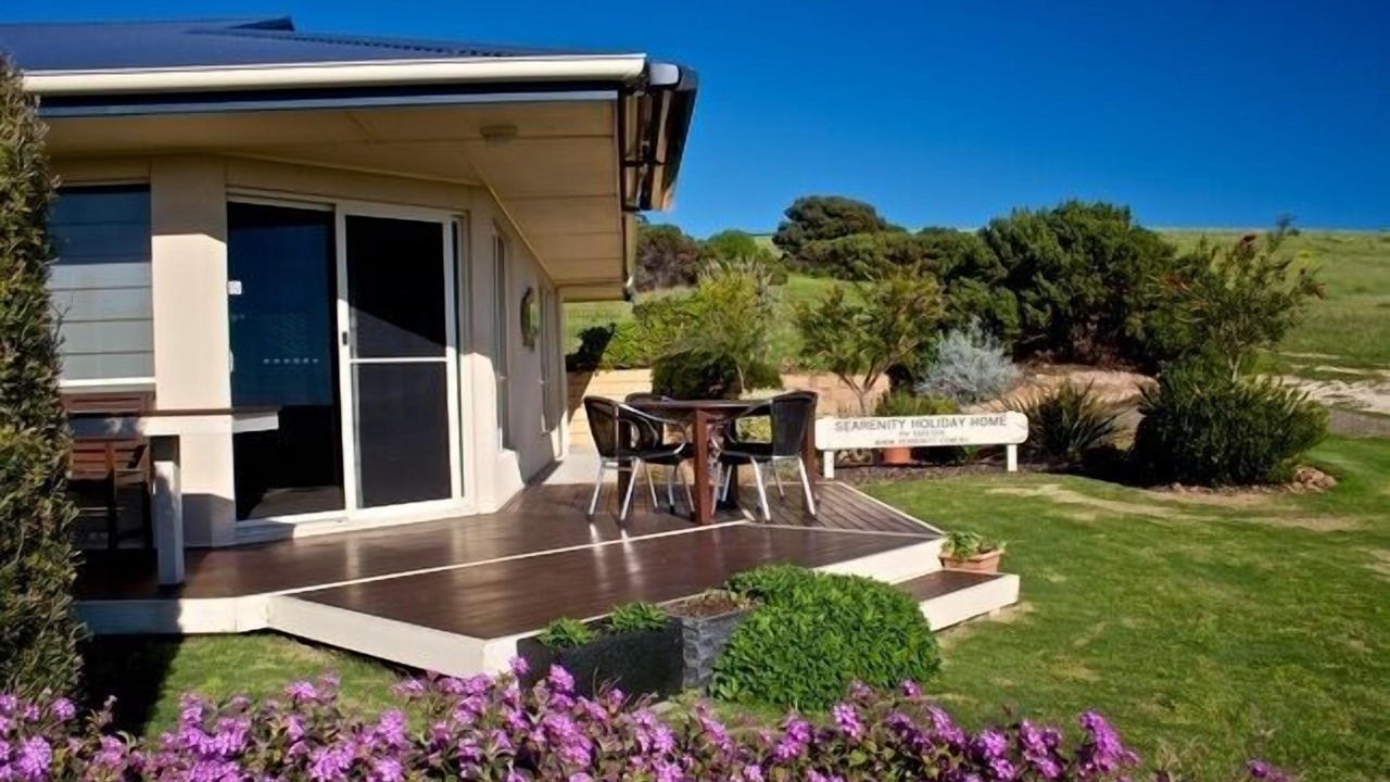 Photo of Others in Emu Bay